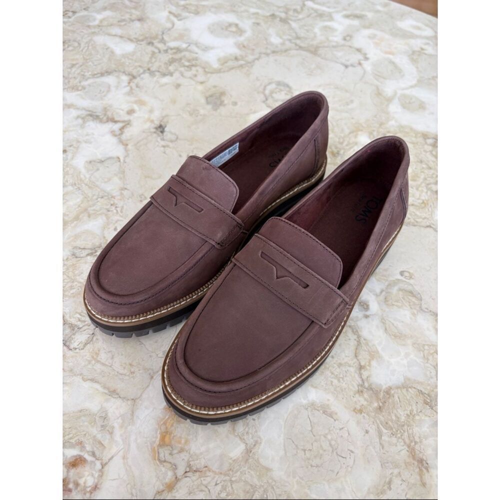 NWOT Toms Cara Loafer - Oak Brown Leather - 9W - Picture 3 of 14